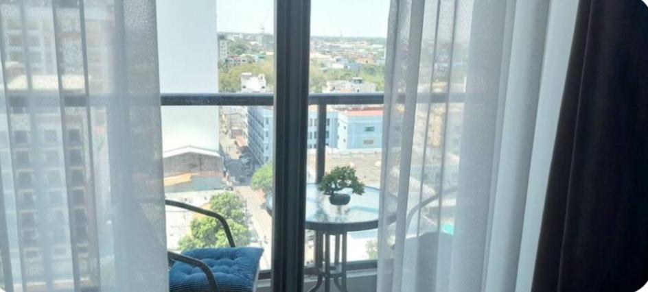 One Euphoria Prime Suite Hotel Angeles Esterno foto